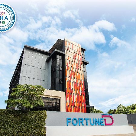 Fortune D Hotel Фитсанулок Екстериор снимка