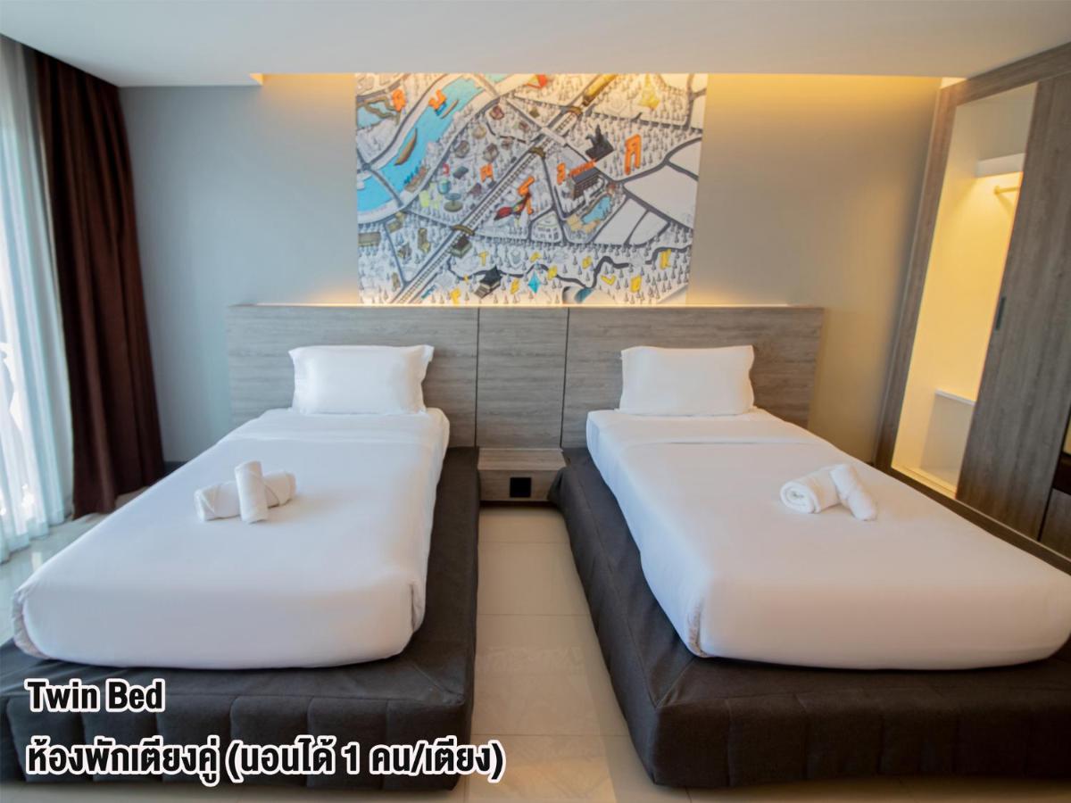 Fortune D Hotel Фитсанулок Екстериор снимка