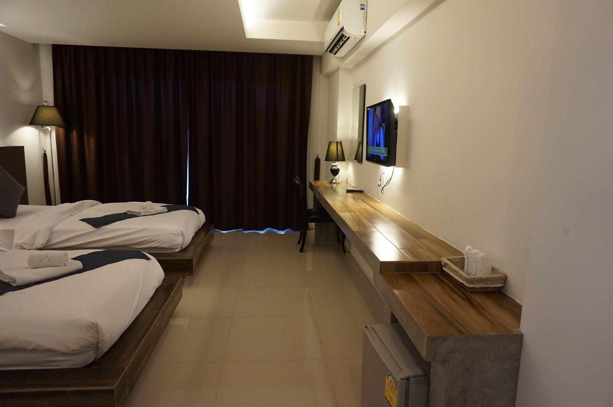 Fortune D Hotel Фитсанулок Екстериор снимка